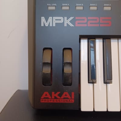 AKAI MPK225 MIDI Keyboard Controller - 2010s - Black/Red image 8