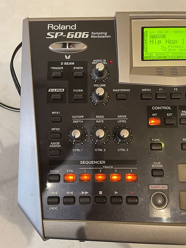 Roland SP-606 Sampler 2000s - Black | Reverb