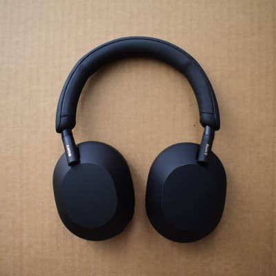 Sony WH-1000XM5 Wireless Noise-Canceling Over-the-Ear Headphones - Black image 2