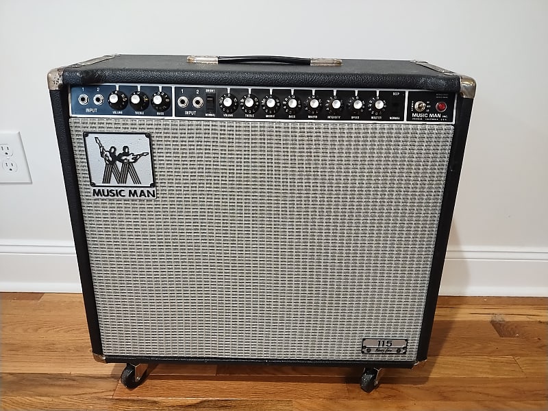 Music man on sale combo amp