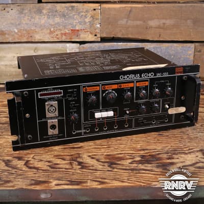 Roland SRE-555 Chorus Echo 1980 - 1984 - Black