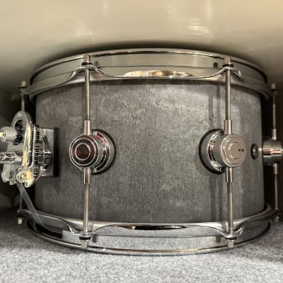 DW Collector's Series Concrete 13”x7" Snare Drum image 4