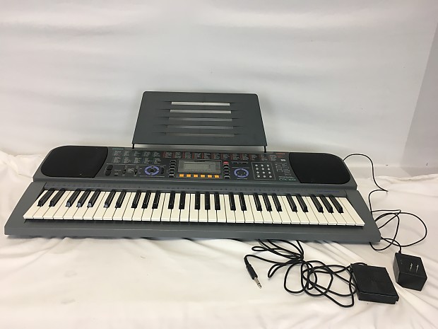 Casio CTK-601 Keyboard w/Pedal Power