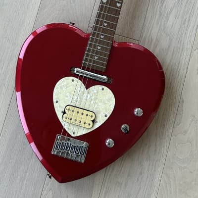 Daisy Rock Heartbreaker ❤️  short scale for sale