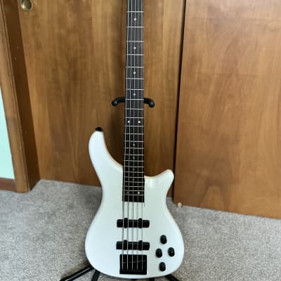 Rogue LX205B-PWH Series III 5-String Bass 2010s - Pearl White image 4