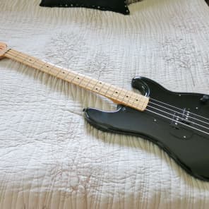 Fender Precission Roger Waters Signature Bass image 2