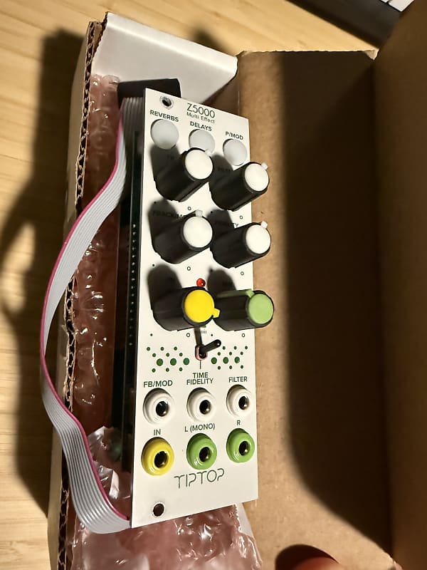 Tiptop Audio Z5000 Multi-Effect