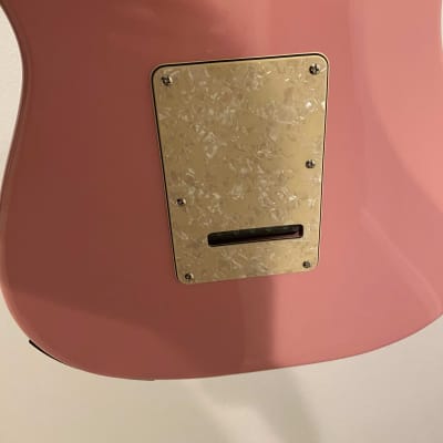 GTRS S800 Intelligent Guitar with Built-in Effects and Rosewood Fingerboard 2021 - Pink image 5