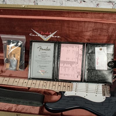 Fender - Eric Clapton Signature - Stratocaster® Electric Guitar - Maple Fingerboard - Midnight Blue - w/ Deluxe Hardshell Case - x7417 image 16