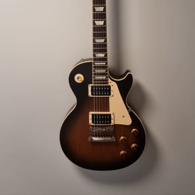 Gibson Guitar Of The Week #33 Les Paul Classic Antique with Mahogany Top 2007 - Satin Vintage Sunburst image 1