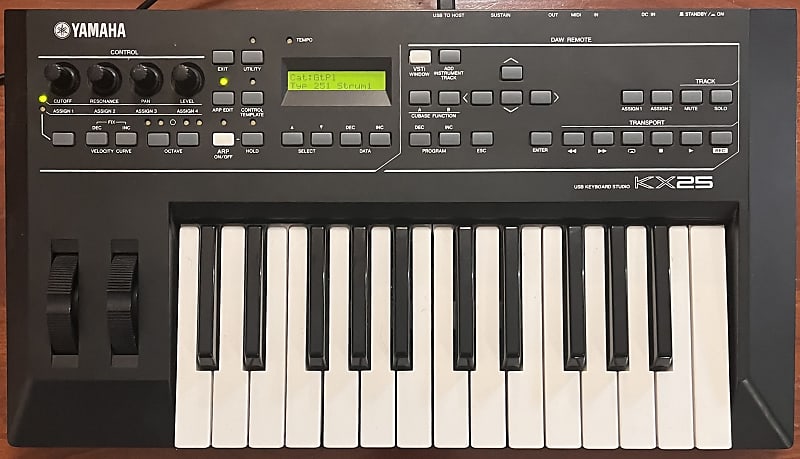 Yamaha KX-25 Midi USB Controller | Reverb