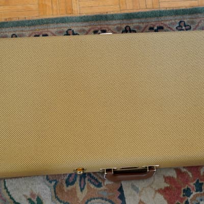 Fender STRATOCASTER CS AMERICAN CUSTOM HONEY BLOND ASH ROASTED TIGER V NECK 2023 - Honey Blonde image 16