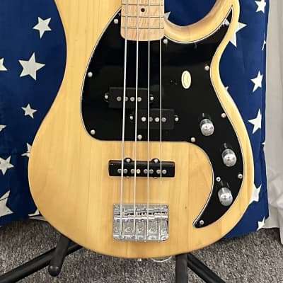 Peavey Milestone 4-String Electric Bass 2010s - Natural image 1