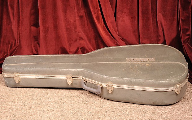 Vintage martin guitar case discount