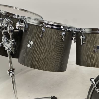 Sonor SQ2 22/8/10/12/13/14/16" Medium Maple Concert Tom Drum Set - Vintage Onyx Semi-Gloss w/ Silky Oak Interiors image 6