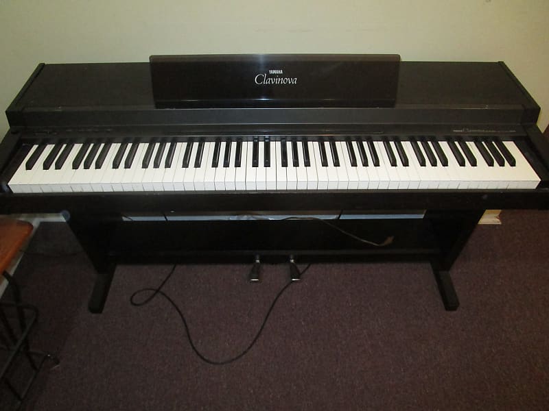ヤマハクラビノーバ　Clavinova CLP-50 電子 Clavinova CLP-50 - Display Collection - INNOVATION ROAD