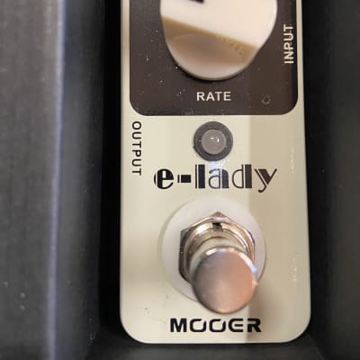Pedale effetto per chitarra mooer e-lady analog flanger pedal image 1