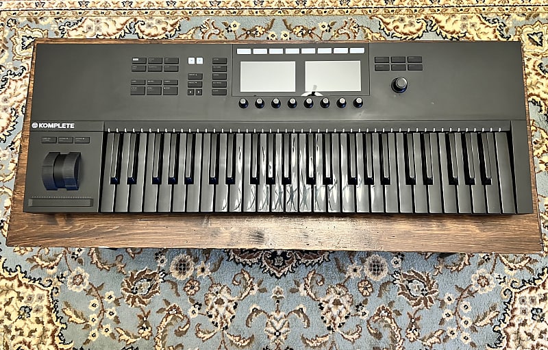 Native Instruments Komplete Kontrol S49 MK2 Limited Edition
