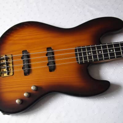 Schecter Jazz Bass w Ebony fretboard 1980-s Sunburst image 4