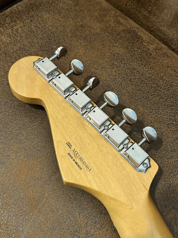 Fender Vintera '50s Stratocaster Modified 2-Colour | Reverb