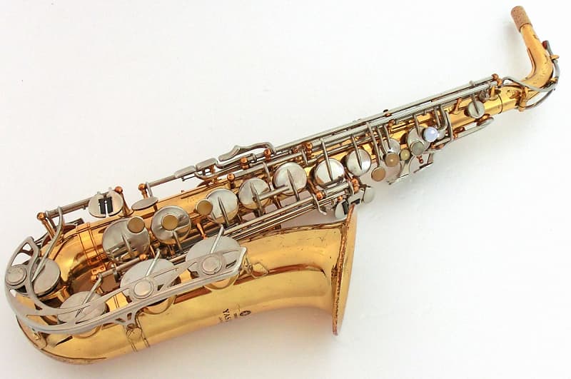 YAMAHA YAS-22 アルトサックス ヤマハの初期エントリー・モデル YAS-22 アルトサックスを買取り