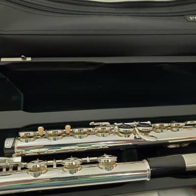 Pearl *Pre-Order* Quantz 665 Series Offset G/B-Foot/Closed Hole Flute | Special Order | WorldShip | Authorized Dealer image 5