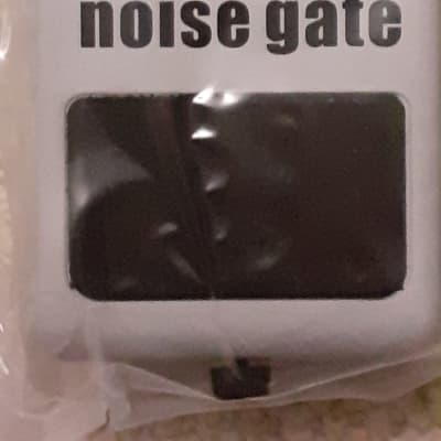 Carlsbro noise gate with boost image 7