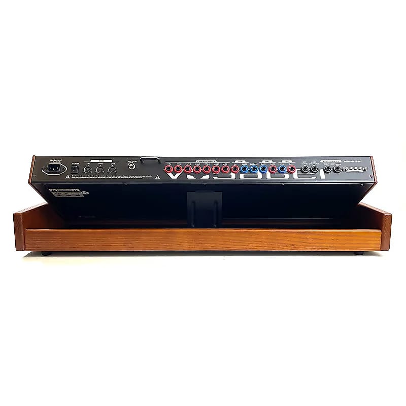 Moog Minimoog Voyager Performer Edition 44-Key Monophonic Synthesizer image 2