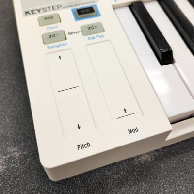 Arturia KeyStep 32-Key MIDI Controller 2017 - Present - White image 9