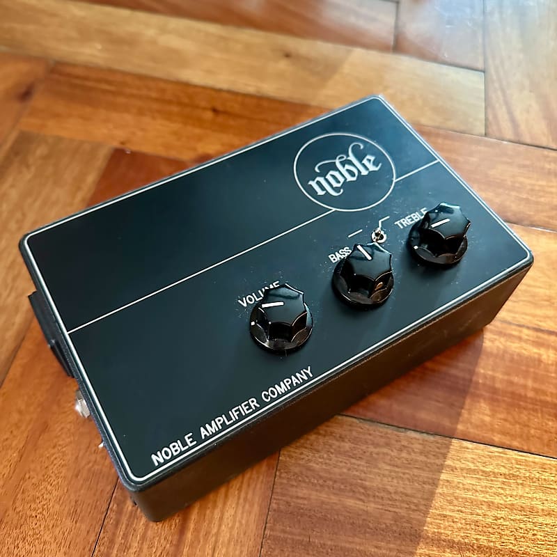 Noble Dual Vacuum Tube Bass Preamp Direct Box and DC Power Reverb