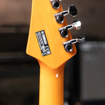 Yamaha Pacifica 612 Electric Guitar Limited Edition - Indigo