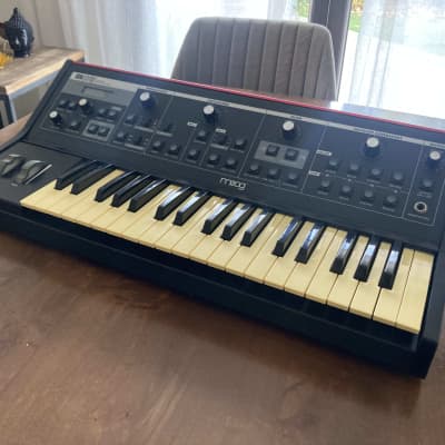 Moog Little Phatty Stage II 2011 Red-Black