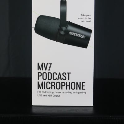 Shure MV7 Dynamic USB Podcast Microphone 2020 Black image 7