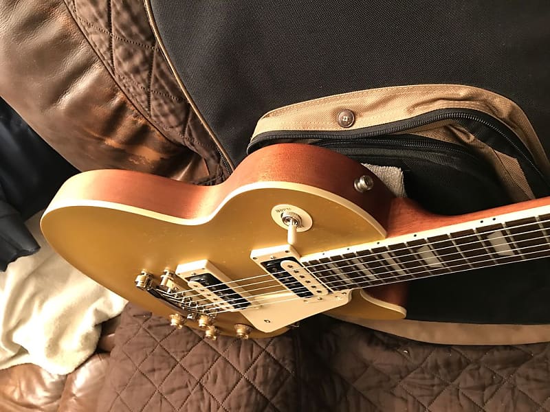 ギター epiphone LESPAUL TRADITIONAL PRO Goldtop Epiphone Les Paul Traditional PRO-III Electric Guitar
