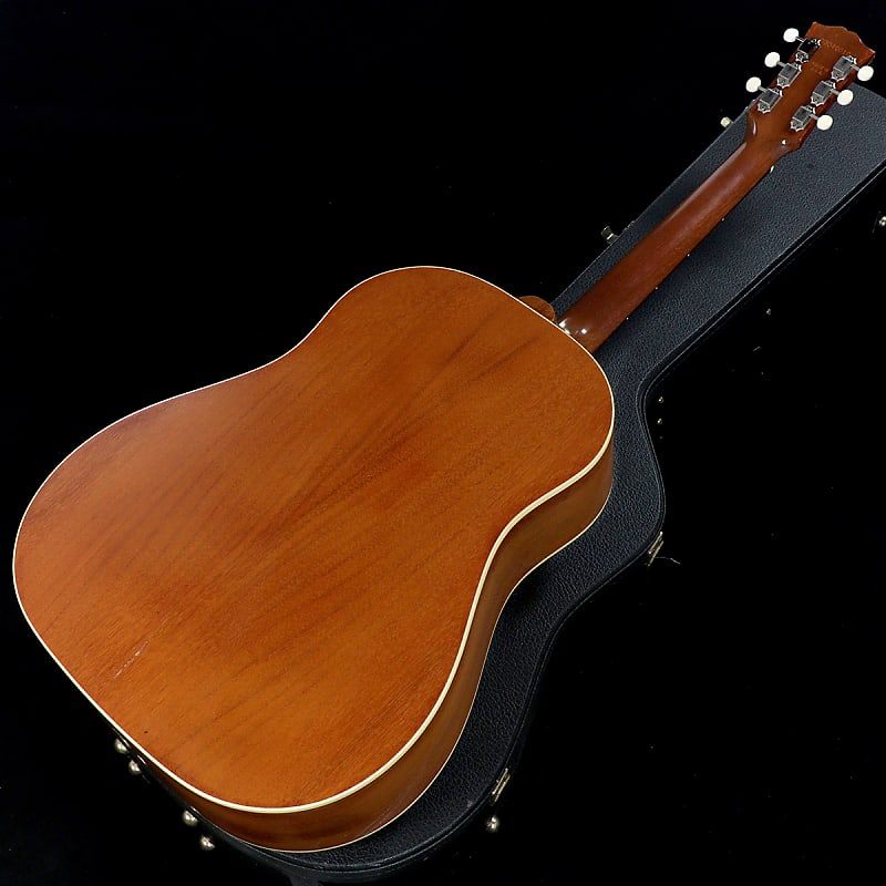 Gibson J-50 1990 - 2012