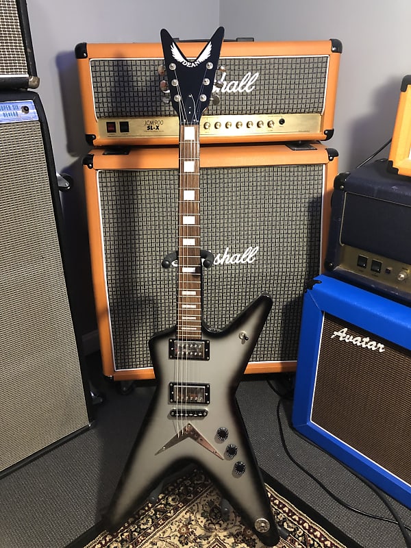 Dean ML 79 2002 - Silver Burst with Seymour Duncan JB Tb 4 Dean ML 79 2002 - Silver Burst with Seymour Duncan JB Tb 4