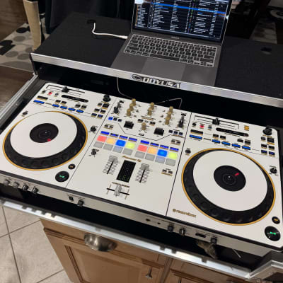 Pioneer DDJ-FLX6-W (White) 4-channel DJ Controller for Pioneer DDJ-FLX6-W (White) 4-channel DJ Controller for