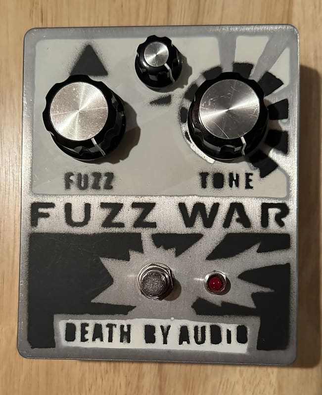 Death By Audio Fuzz War