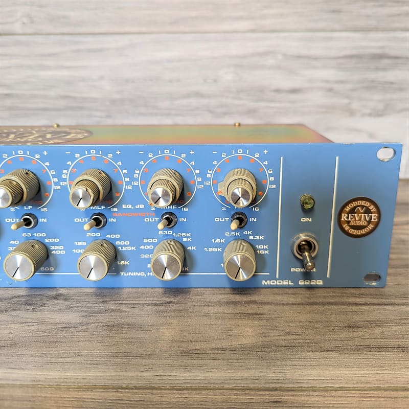 Orban 622B Dual-Channel 4-Band Parametric Equalizer / オーバン