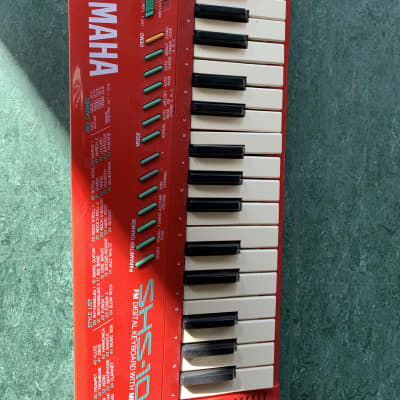Yamaha SHS-10R Keytar