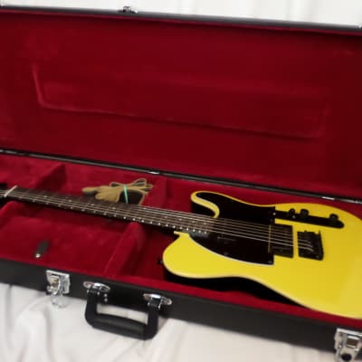 Used Hardluck Kings Southern Belle - Yellow with Case and Accessories for sale