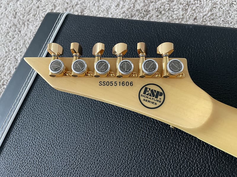 ESP Alexi Laiho Signature Sawtooth 2005 - Black/yellow | Reverb