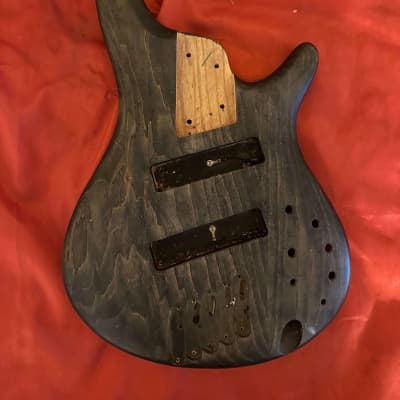 Ibanez SRM805 2019 Grey
