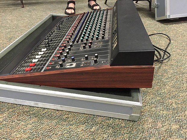 Yamaha MC1604/4-2 Brownface | Reverb