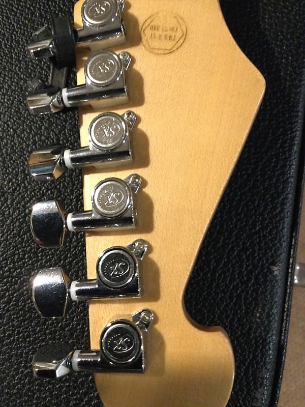 美品SX standard series custom hundmade SX Standard Series Custom Handmade Electric Guitar Condition