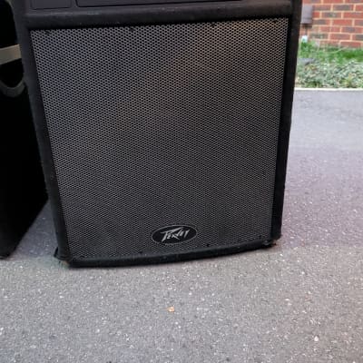 Yamaha SM15H II – 1×15 Floor Monitor Wedge Cabinets (Pair) – Used