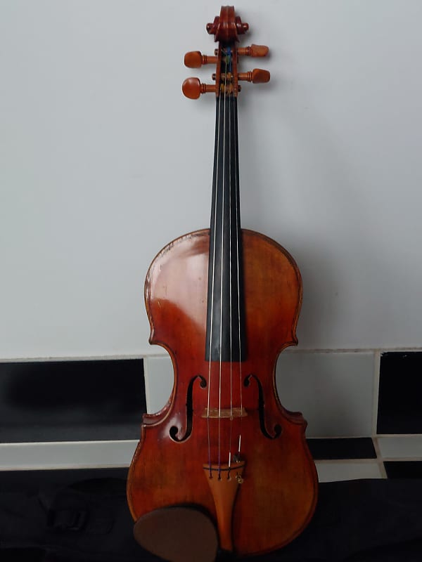 Is Projection of a Violin Important  