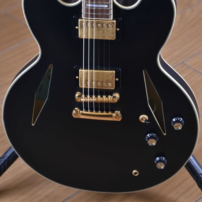 Epiphone Emily Wolfe Sheraton Stealth Outfit Black Aged Gloss image 2