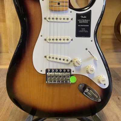 FENDER Vintera II '50s Stratocaster, Maple Fingerboard, 2-Color