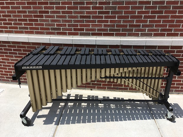 Musser M300 4.3 octave Marimba Field Fram